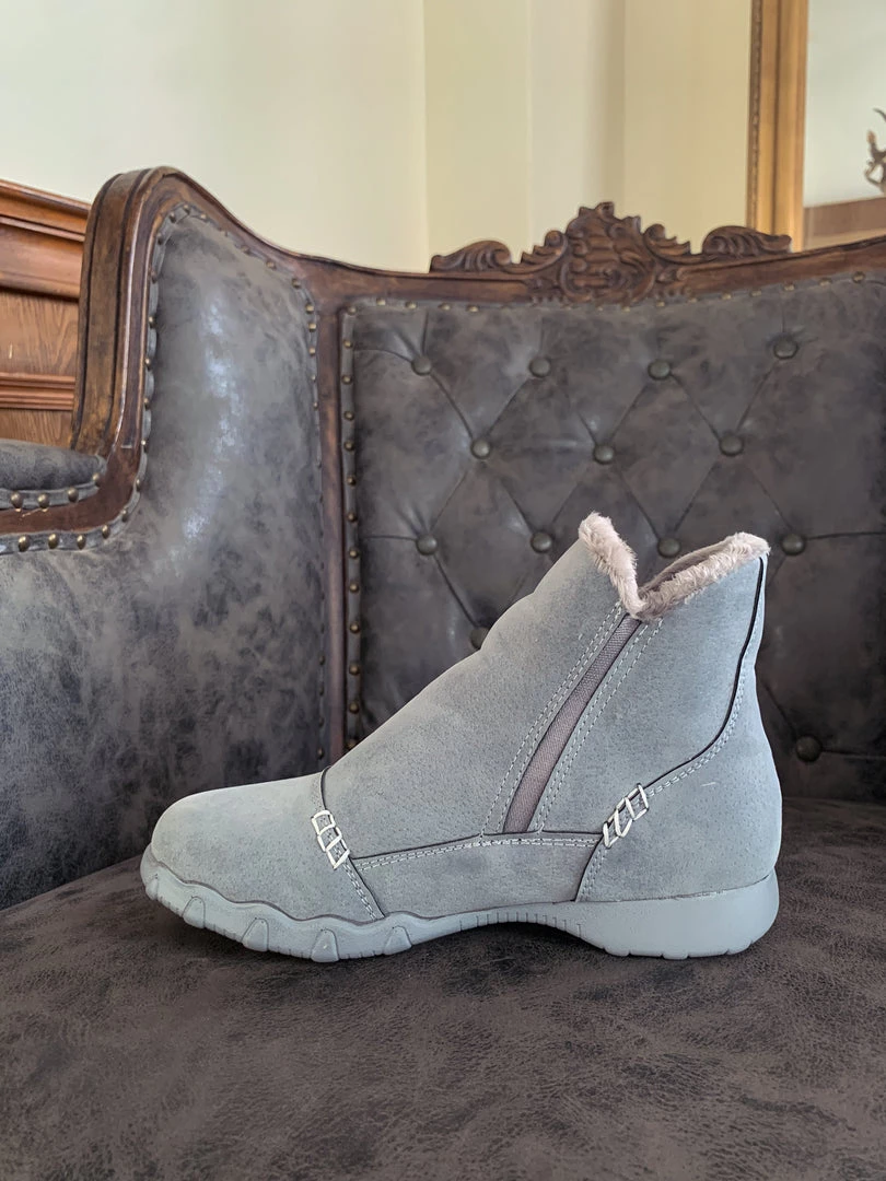 YL En Bloom | Grey Plush-Lined Low Ankle Boot New In Shoes 9 YL En Bloom | Grey Plush-Lined Low Ankle Boot New In Shoes