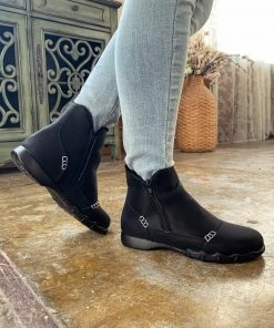 YL En Bloom | Black Plush-Lined Low Ankle Boot New In Shoes