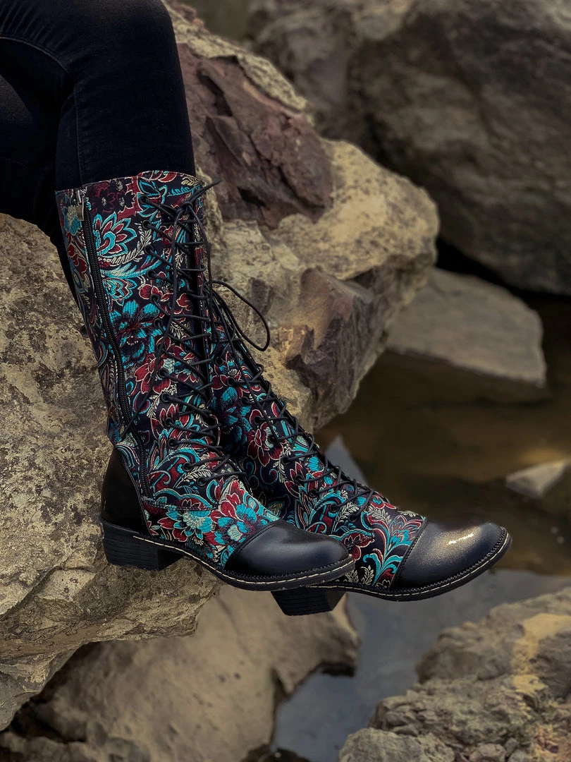 YL En Bloom | Black Floral Embroidered Laced Up Knee Heel Boots New In Shoes 8 YL En Bloom | Black Floral Embroidered Laced Up Knee Heel Boots New In Shoes