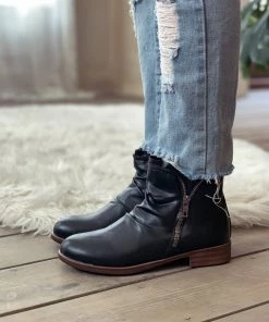 YL New In Shoes En Bloom | Black Side Zip Ruched Ankle Boot