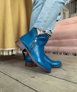 YL En Bloom | Blue Side Zip Ruched Ankle Boot
