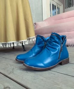 YL En Bloom | Blue Side Zip Ruched Ankle Boot