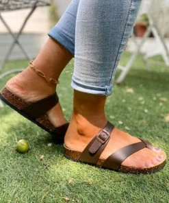 Signature Crisscross Straps Sandals - MAIBULUN New In Shoes