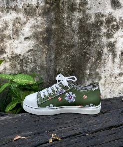 HYHE EN BLOOM | Daisy Print Canvas Sneaker - Green