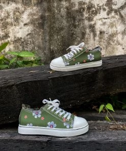 HYHE EN BLOOM | Daisy Print Canvas Sneaker - Green