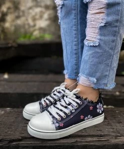 HYHE EN BLOOM | Daisy Print Canvas Sneaker - Black New In Shoes