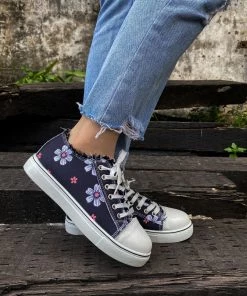 HYHE EN BLOOM | Daisy Print Canvas Sneaker - Black New In Shoes