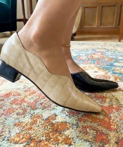 Jady Rose NEW ARRIVALS JadyRose | Scalloped Edges Croc-Embossed Leather Mid Heel Round Toe Pumps - Beige