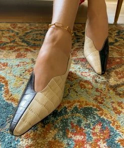 Jady Rose NEW ARRIVALS JadyRose | Scalloped Edges Croc-Embossed Leather Mid Heel Round Toe Pumps - Beige