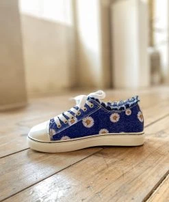 HYHE EN BLOOM | Sunflower Printed Ripped Trim Sneaker - Denim Blue 10 HYHE EN BLOOM | Sunflower Printed Ripped Trim Sneaker - Denim Blue