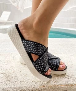 HYHE Cross-Strap Knitted Sandals Comfortable Slide Shoes - EN BLOOM