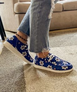 HYHE EN BLOOM | Daisy Print Boat Shoe -Navy New In Shoes