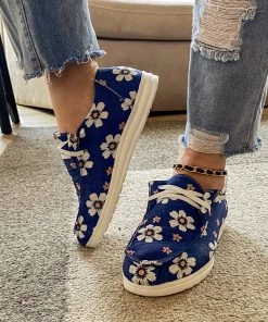 HYHE EN BLOOM | Daisy Print Boat Shoe -Navy New In Shoes