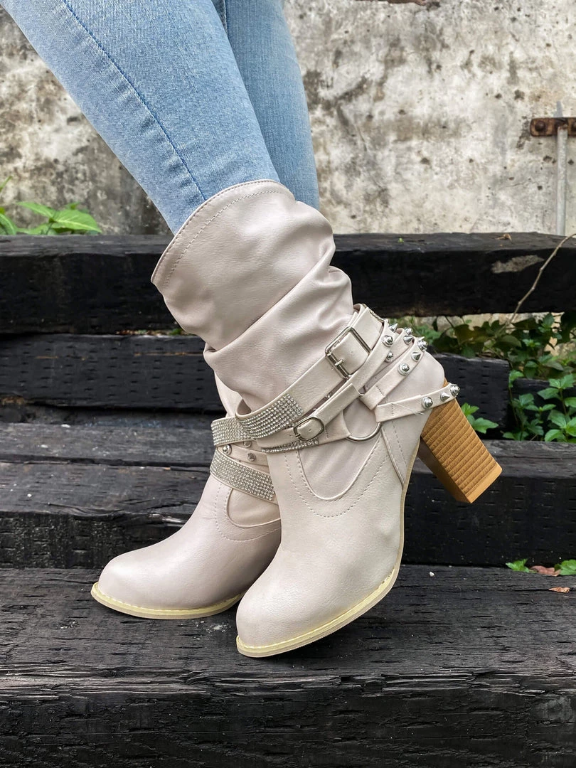 YL New In Shoes En Bloom | Rivet Strap-Wrapped Moto Boots - Cream 2 YL New In Shoes En Bloom | Rivet Strap-Wrapped Moto Boots - Cream