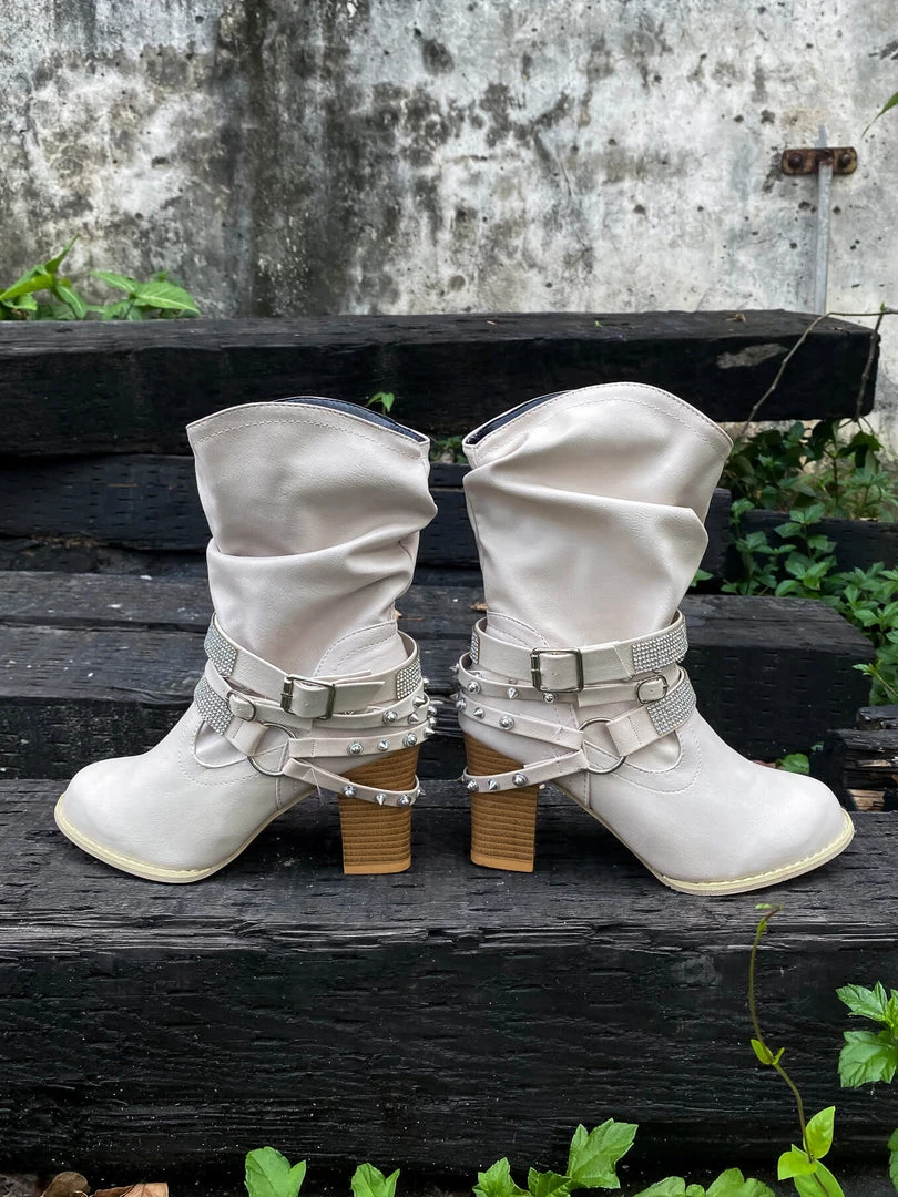 YL New In Shoes En Bloom | Rivet Strap-Wrapped Moto Boots - Cream 9 YL New In Shoes En Bloom | Rivet Strap-Wrapped Moto Boots - Cream