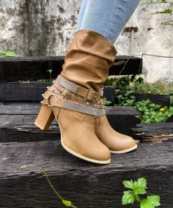 YL New In Shoes En Bloom | Rivet Strap-Wrapped Moto Boots - Tan