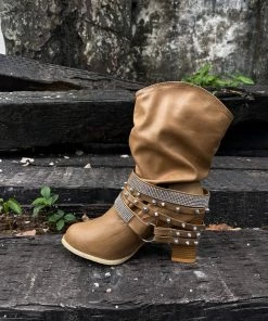 YL New In Shoes En Bloom | Rivet Strap-Wrapped Moto Boots - Tan