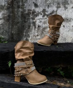 YL New In Shoes En Bloom | Rivet Strap-Wrapped Moto Boots - Tan
