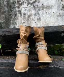 YL New In Shoes En Bloom | Rivet Strap-Wrapped Moto Boots - Tan