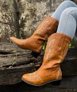 YL En Bloom | Geometric Embroidered Knee Cowboy Boots - Tan 16 YL En Bloom | Geometric Embroidered Knee Cowboy Boots - Tan