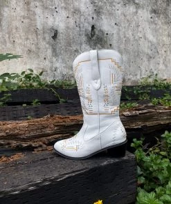 YL En Bloom | Geometric Embroidered Knee Cowboy Boots - White