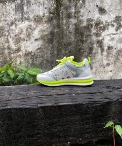 YL New In Shoes En Bloom | Neon Color Font Print Sneaker - Green 13 YL New In Shoes En Bloom | Neon Color Font Print Sneaker - Green