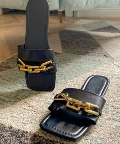 YL Black Chain-Accent Sip On Slides Flat Sandals - EN BLOOM New In Shoes