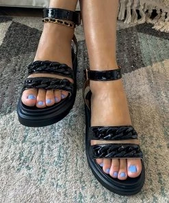 YL New In Shoes Black Chain Buckle Strap Flat Platform Sandals | En Bloom