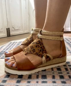 YL Braided-Straw Strap Gladiator Sandals | En Bloom New In Shoes