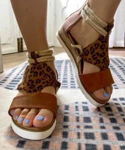 YL Braided-Straw Strap Gladiator Sandals | En Bloom New In Shoes