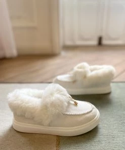 HYHE New In Shoes En Bloom | White Faux-Fur Anklet Yana Moccasin