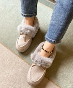 HYHE En Bloom | Grey Faux-Fur Anklet Yana Moccasin