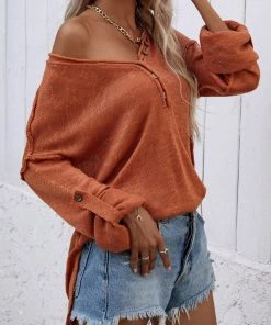 MY Smaibulun | Roll-Sleeve V-Neck Knit Top - Rust Clothing