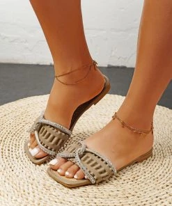 HT NEW ARRIVALS EN BLOOM | TWISTED RHINESTONES SLIDE KHAKI