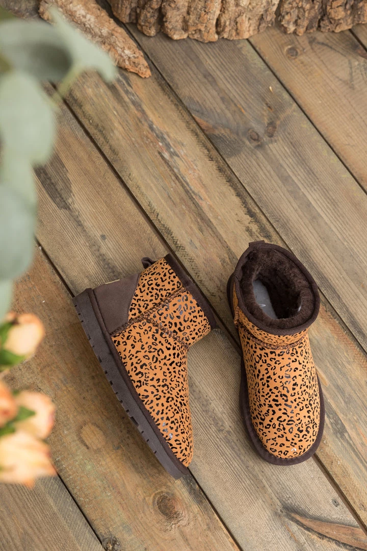 XH SMAIBULUN UGG™ | Faux Fur-Lined Leather Suede Low Boots New In Shoes 12 XH SMAIBULUN UGG™ | Faux Fur-Lined Leather Suede Low Boots New In Shoes