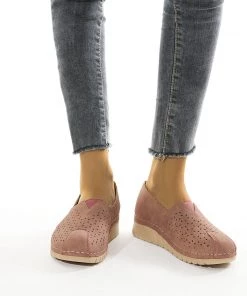 Cut Out Journey Slip-On Sneaker - SIKETU