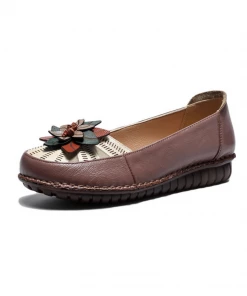 XR Rumour Has It | Applique Flower Head-Accent Loafer - Mauve New In Shoes