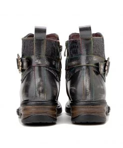 SOFFIA | Meteorite Floral Embossed Leather Chelsea Boot