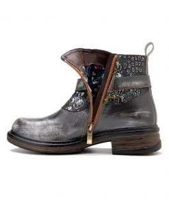 SOFFIA | Meteorite Floral Embossed Leather Chelsea Boot