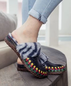 NEW ARRIVALS SOFFIA | Floral Embossed Wool Lined Leather Slipper - Navy Black