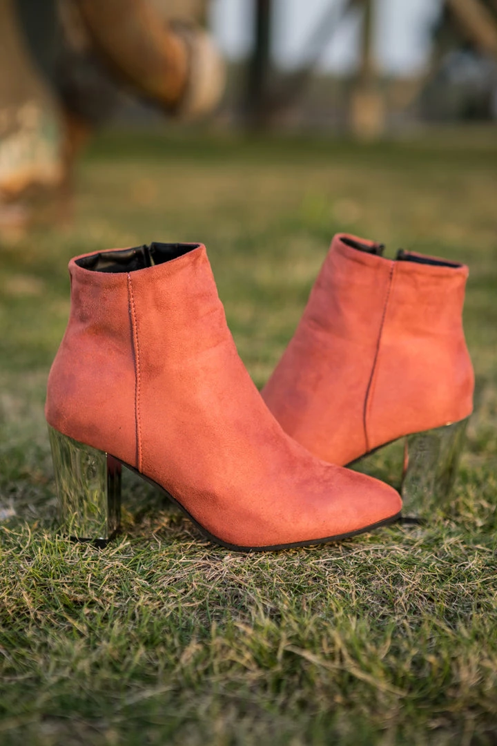 HYHE NEW ARRIVALS EN BLOOM | Orange Mirror Heel Suede Ankle Boots 5 HYHE NEW ARRIVALS EN BLOOM | Orange Mirror Heel Suede Ankle Boots