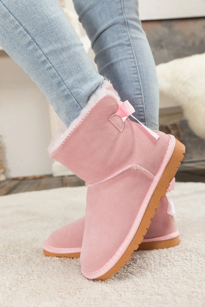 XH SMAIBULUN UGG™ | Ribbon Butterfly Bow-Back Faux Fur-Lined Suede Boots New In Shoes 4 XH SMAIBULUN UGG™ | Ribbon Butterfly Bow-Back Faux Fur-Lined Suede Boots New In Shoes