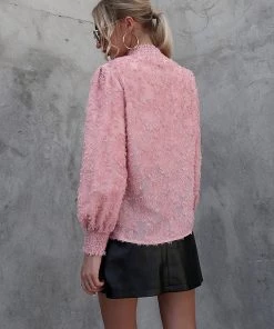 YBL Smaibulun | Pink Lace-Sleeve Boatneck Blouse