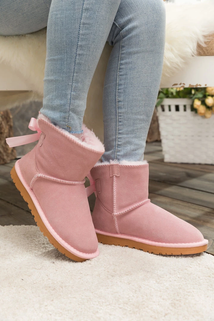XH SMAIBULUN UGG™ | Ribbon Butterfly Bow-Back Faux Fur-Lined Suede Boots New In Shoes 6 XH SMAIBULUN UGG™ | Ribbon Butterfly Bow-Back Faux Fur-Lined Suede Boots New In Shoes