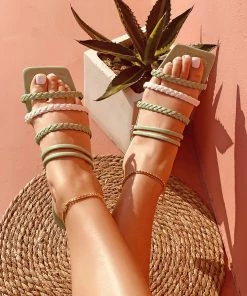 HT New In Shoes En Bloom | REVERE WOVEN SLIDES PISTACHIO