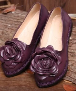 XR Shop Sandals Rumour Has It | Rose Head Tassel-Accent Joyce Loafers