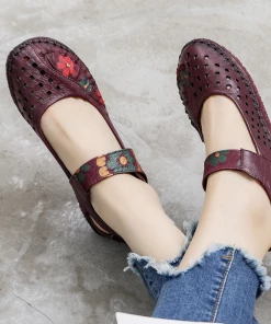 XR New In Shoes Rumour Has It | Perforated Flower Printed Leather Mary Jane Flats- Purple 6 XR New In Shoes Rumour Has It | Perforated Flower Printed Leather Mary Jane Flats- Purple