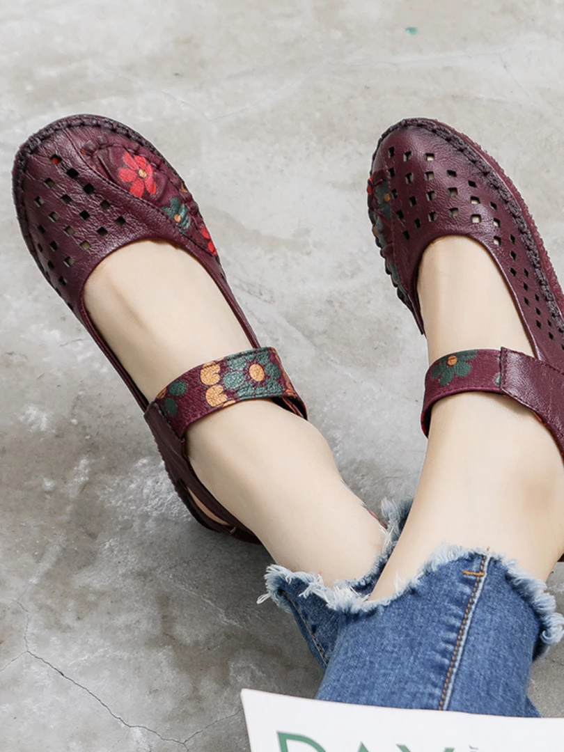 XR New In Shoes Rumour Has It | Perforated Flower Printed Leather Mary Jane Flats- Purple 3 XR New In Shoes Rumour Has It | Perforated Flower Printed Leather Mary Jane Flats- Purple