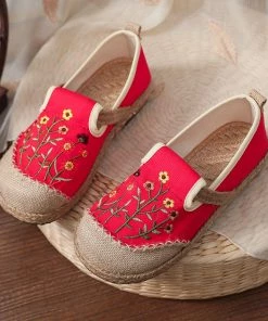TC Blossom Daisy Embroidered Round Toe Espadrilles - Cactus Rose New In Shoes 23 TC Blossom Daisy Embroidered Round Toe Espadrilles - Cactus Rose New In Shoes