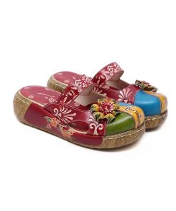 JF SOFFIA | FLORAL-APPLIQUE LEATHER PLATFORM SANDAL RED